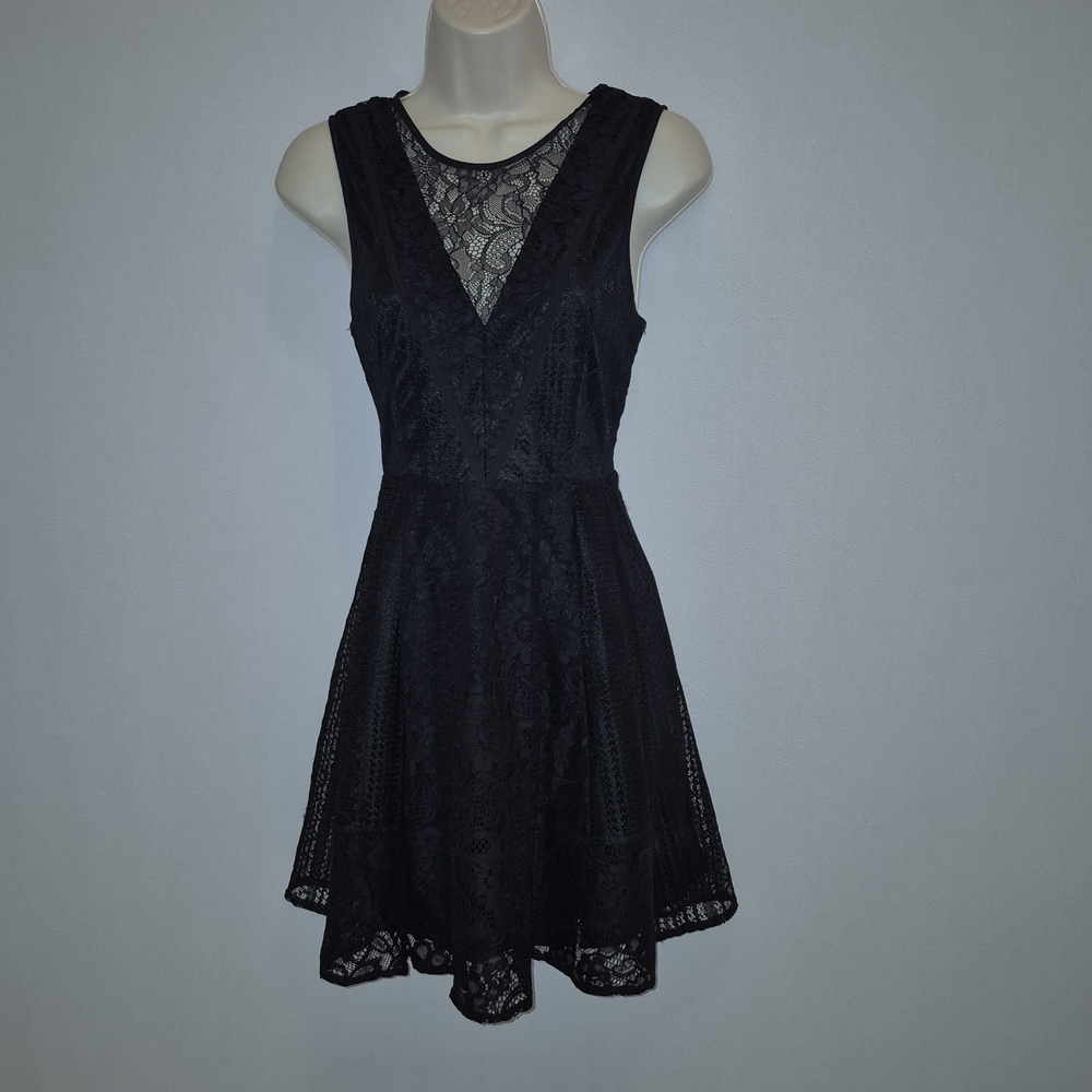 BCBGeneration Size 4 Black Lace Mini Dress